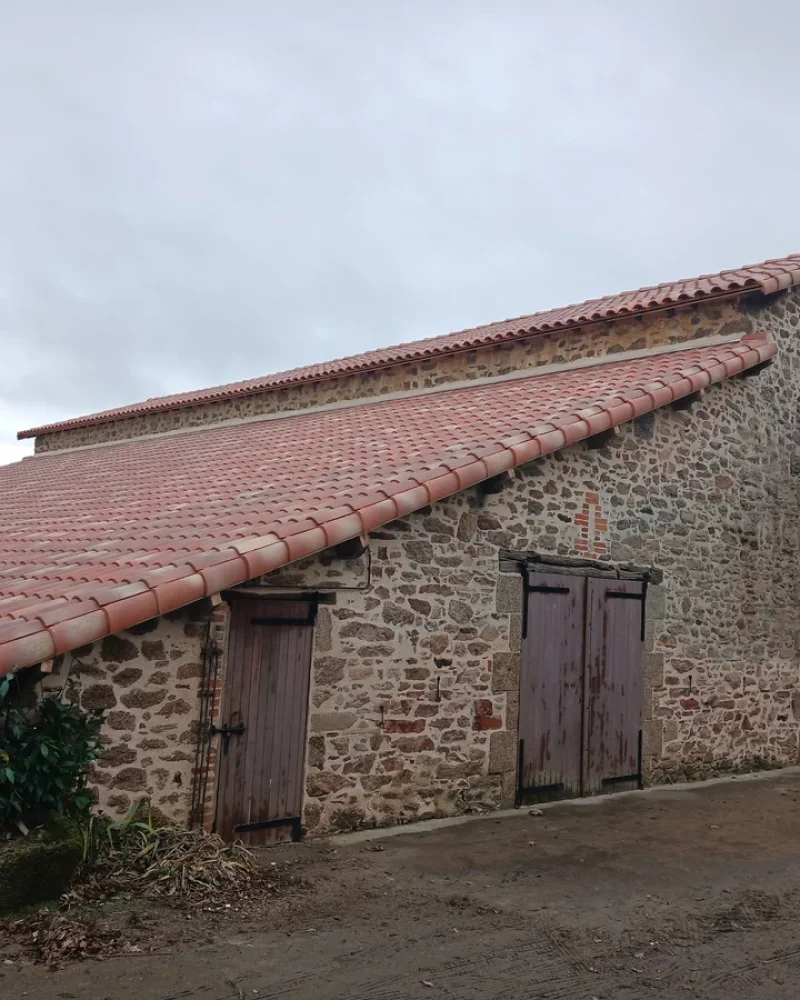 Réalisation toiture, L'ATELIER DE LA COUVERTURE, couvreur zingueur à La Roche-sur-Yon