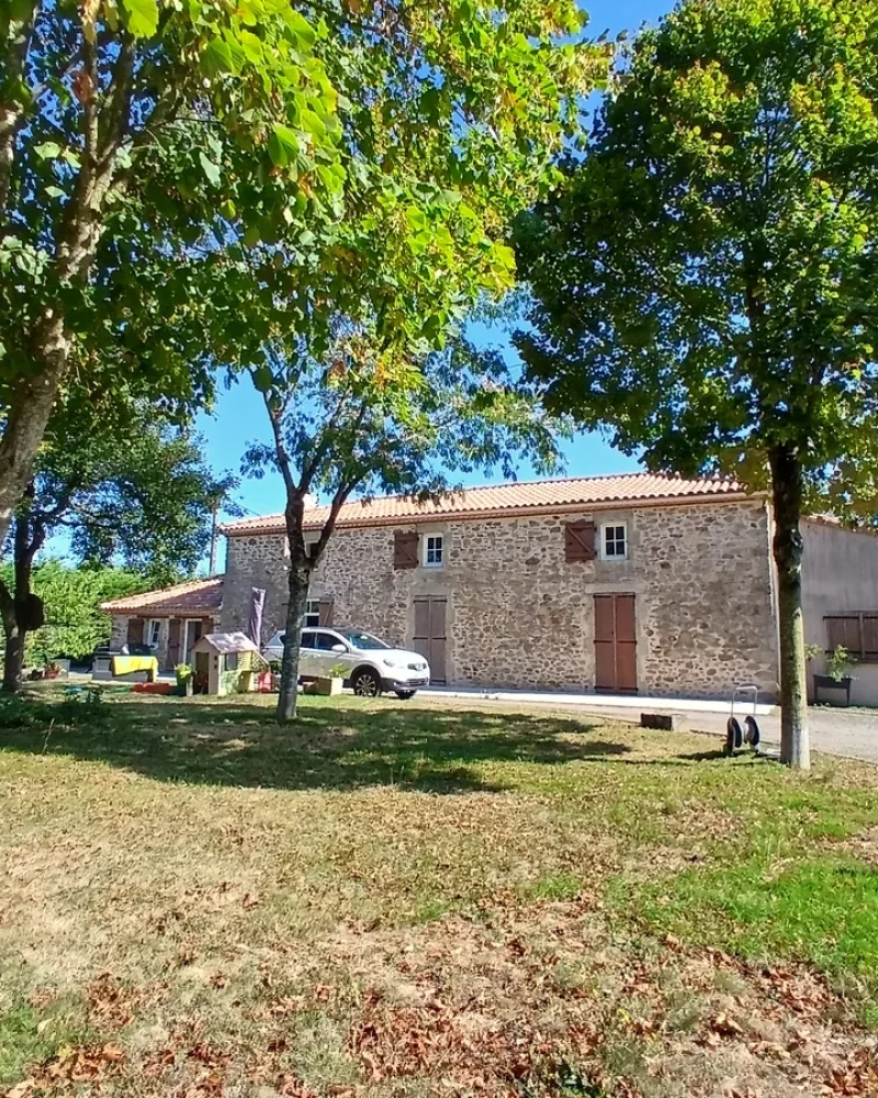 Réalisation toiture, L'ATELIER DE LA COUVERTURE, couvreur zingueur à La Roche-sur-Yon